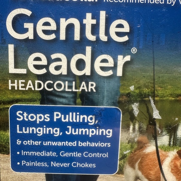 PETSAFE Gentle Leader Head Collar Stops Pulling Jumping Small up to 25lbs Black - Picture 2 of 14